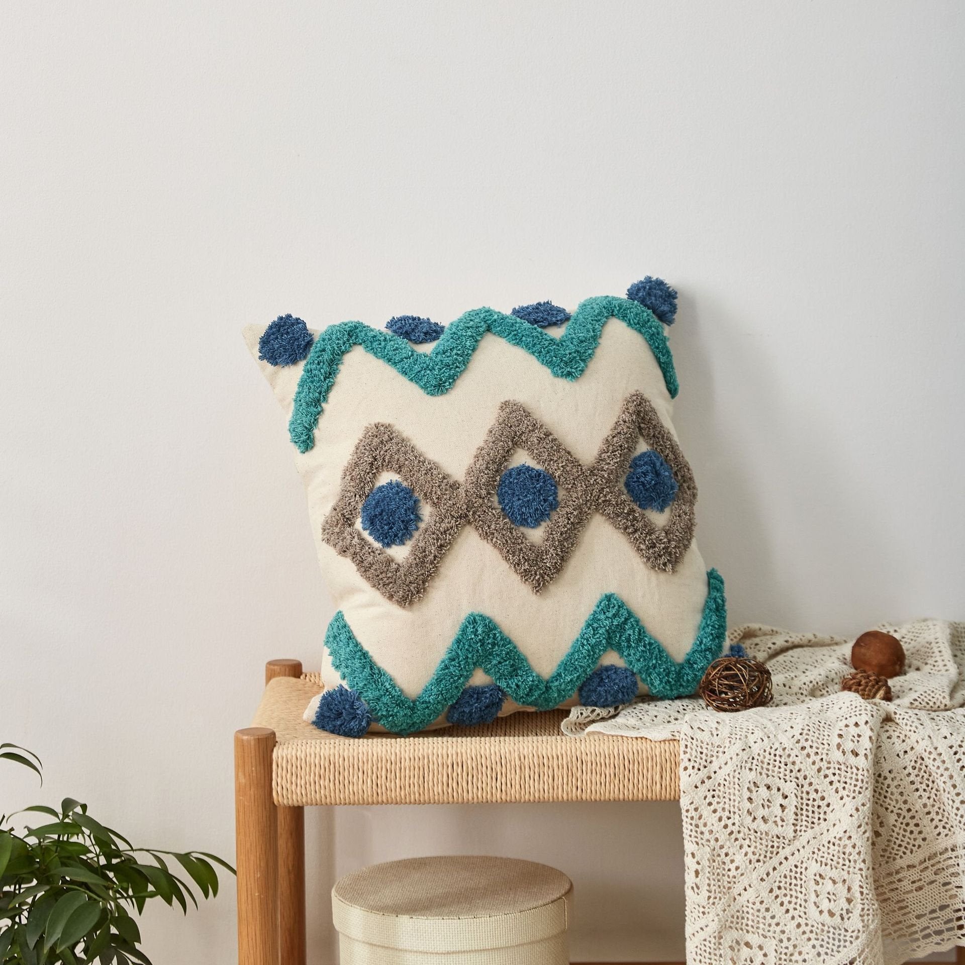 Retro Tufted Pillow with Tassels for Sofa or Bed