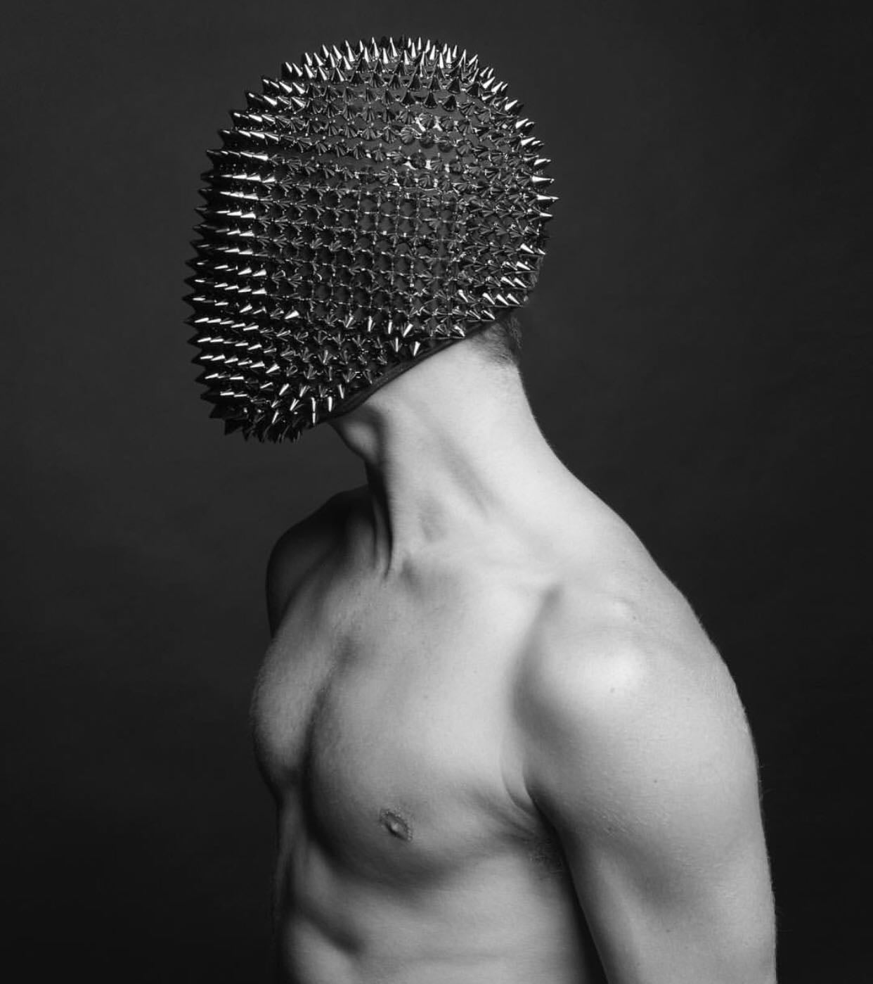 GOGO Party Mask with Rhinestones for Performers