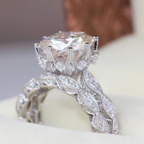 Diamond Round Ring